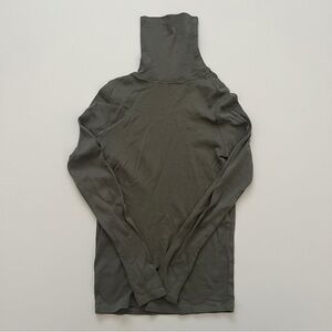 Soor Ploom Eucalyptus Olive Green Turtle Neck Button Snap Long Sleeve Top size 8